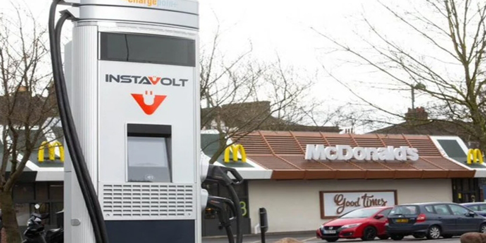 McDonalds Set to Install EV Chargers at Drive Throughs
